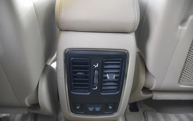 Jeep Grand Cherokee cena 89900 przebieg: 195000, rok produkcji 2015 z Wojkowice małe 781